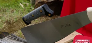 machete para cortar madera